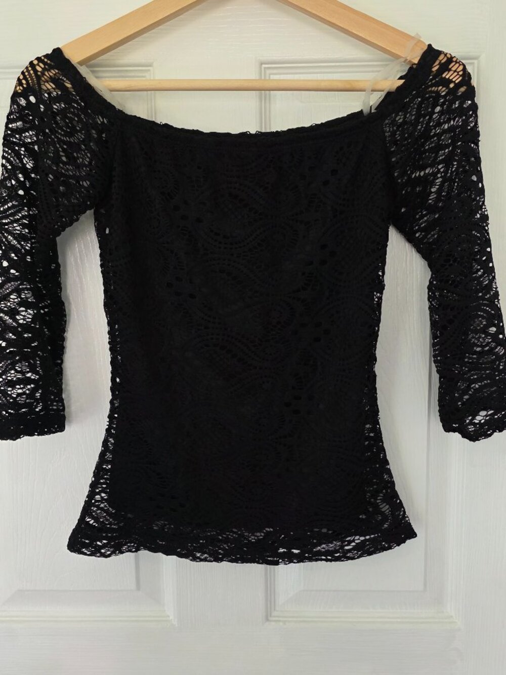 G by Guess Black Lace Off Shoulder Top XS NWT Date Night Y2K - Picture 4 of 9